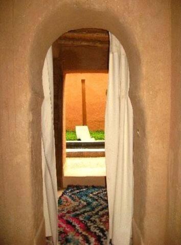 Kasbah Ait Moussa Bed & Breakfast Kelaat-M'Gouna ภายนอก รูปภาพ