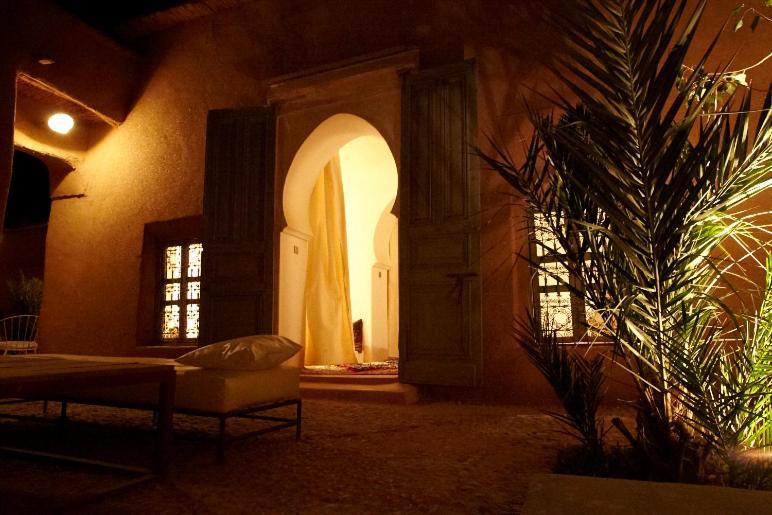 Kasbah Ait Moussa Bed & Breakfast Kelaat-M'Gouna ภายนอก รูปภาพ
